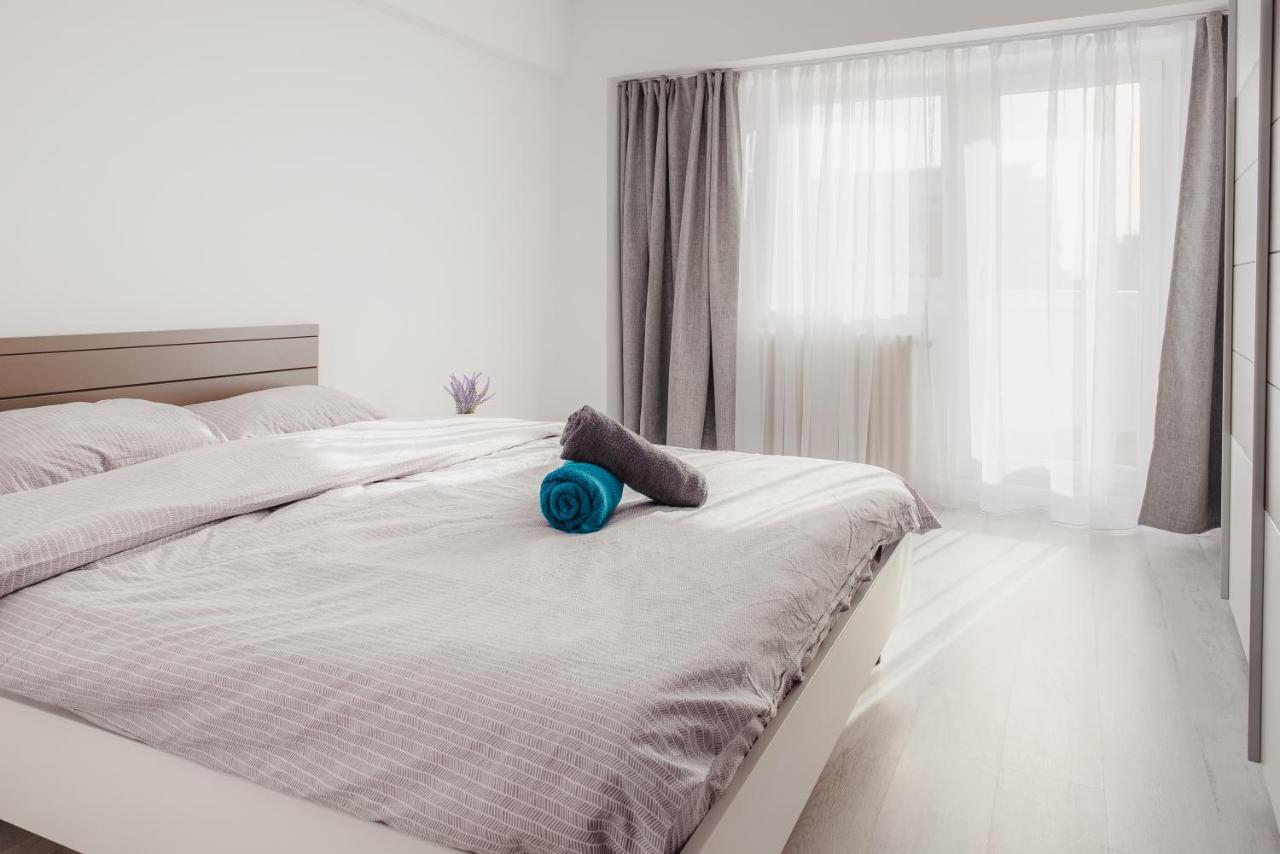 Apartament 2 Camere, Decomandat, In Zona Centrala Bucharest Luaran gambar