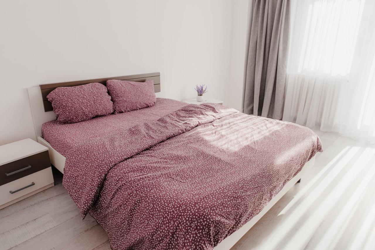 Apartament 2 Camere, Decomandat, In Zona Centrala Bucharest Luaran gambar